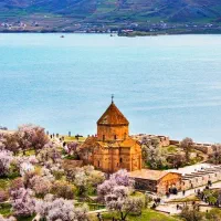 تور زمینی وان ،ارمنستان ( نقد- اقساط)