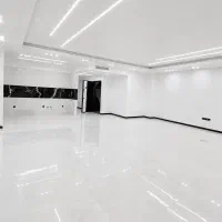اپارتمان ۱۴۵ متری /۳خواب/سند/در دو قدمی بر اصلی