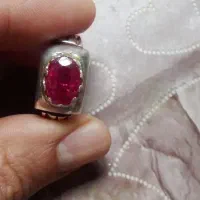 انگشتر یاقوت