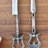 مسقل فولادی|کلکسیون اشیاء عتیقه|شهرکرد, |دیوار