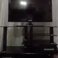 میز تلویزیون در حد نو