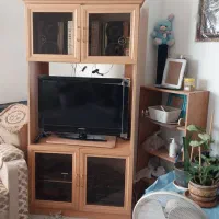 میز زیر تلویزیونی