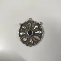 توگردنی یا سینه ریز