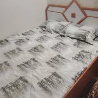 تخت|تخت و سرویس خواب|آستانه اشرفیه, |دیوار