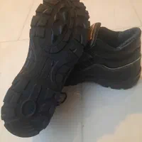 کفش کار سایز 44 و 45|کیف، کفش، کمربند|میانه, |دیوار