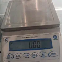 ترازو طلا فروشی