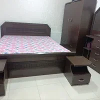 کمدلباسی و میزآرایش به فروش میرسد