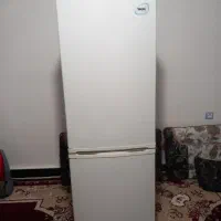 یک عدد یخچال در حد نو کاملاً سالم به شرت