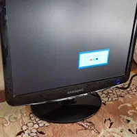 مانیتور 17 اینچ سامسونگ تمیز و سالم|قطعات و لوازم جانبی رایانه|مشهد, دانشجو|دیوار