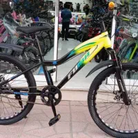 به به چ دوچرخه ای غلامی وغلامی