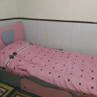 تخت یک نفره