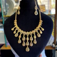 سرویس بدون اجرت(کد1258)|جواهرات|نیشابور, فردوسی جنوبی|دیوار