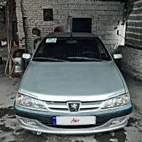 پارس ۸۲ عروسک