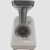 چرخ گوشت بسیار قوی و دیگر لوازم های آشپزخانه