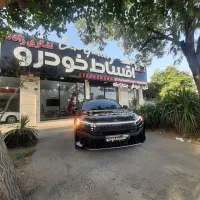 کی ام سی J7، اقسـاطی، بدون رنگ