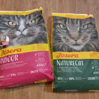 غذا خشک گربه. ملزومات گربه حیوانات