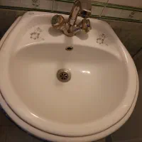 روشویی در حد نو|لوازم سرویس بهداشتی|شهرکرد, |دیوار