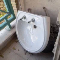 روشویی با پایه