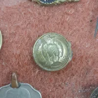 تعدادی سکه واشیای قدیمی ازمدال شاهنشاهی تا...