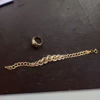 دستبند طلا وانگشتر