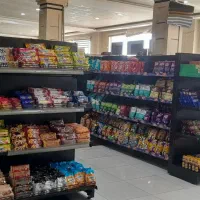 فروشنده خانوم