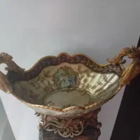 جا میوای قدیمی  آیینه خورشیدی زیر گلدانی