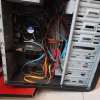 کامپوتر در حد نو با میز و صندلی نو نو|رایانه رومیزی|شیراز, تحویلی|دیوار