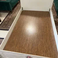تخت خواب چوبی در ابعاد ۲در ۱۲۰( یک و نیم نفره )