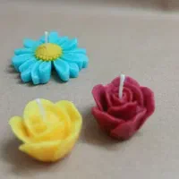 شمع بابونه و مومی