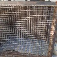 قفسه کاربردی با آهن محکم