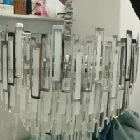 لوستر در حد نو فقط چند ماه استفاده شده|لوستر و چراغ آویز|سیاهکل, |دیوار