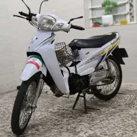 موتور بیکلاچ سفید
