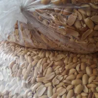 خلال بادام و بادام آجیلی