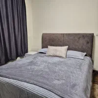 تخت خواب ۱۶۰