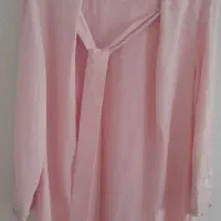 تعدادی لباس و کفش