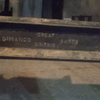 چرخ خیاطی پایه دار سینگر عتیقه قدیمی|چرخ خیاطی و ریسندگی|نهاوند, |دیوار