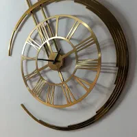ساعت دیواری فلزی طلایی ماه بزرگ  ابعاد ۱۱۰سانت|ساعت دیواری و تزئینی|مشهد, شهید احمدی روشن|دیوار