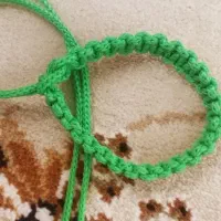 انواع دستبند نخی با رنگ بندی متنوع|بدلیجات|بروجرد, |دیوار