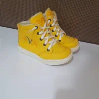 نیم بوت و کفش اسپورت|کفش و لباس بچه|مهاباد (آذربایجان غربی), |دیوار