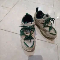 کتانی اول سایز ۳۷  کتانی دوم سایز ۳۶