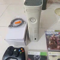 XBOX 360 دیسک خور همراه با 10بازی اورجینال
