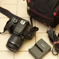 دوربین عکاسی و فیلمبرداری 600 D