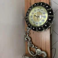 ساعت دیواری