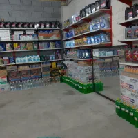 استادکار ماهر در تعویض روغن