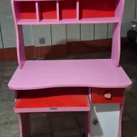 میزتحریر و کامپیوتر درحد نو