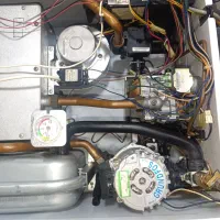 تعمیرات و سرویس پکیج های ایرانی و خارجی|آبگرمکن، پکیج، شوفاژ|شیراز, جوادیه|دیوار