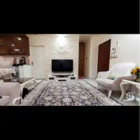 ۵۰متر/پارکینگ دار/نزدیک مترو/تخلیه/مناسب زوج