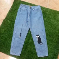 دوعدد شلوار جین به فروش میرسد