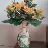 دسته گل با گلدون کوزه