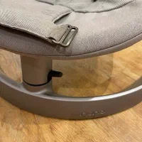 گهواره (نی نی لای لای) نونا NUNA اصلی هلند|تخت و صندلی بچه|رشت, منظریه|دیوار